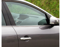 Baguette chromée de contour inférieur des vitres Renault Mégane III 0812 Mégane III phase 2 1213I